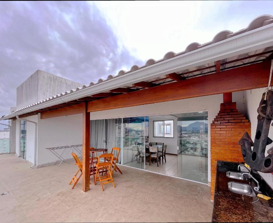 Cobertura c/ vista para o mar e montanhas, churrasqueira, 4 quartos 2 Vg garagem Guarapari Exterior foto